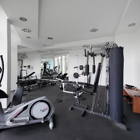 아파트 B83 Wellness *